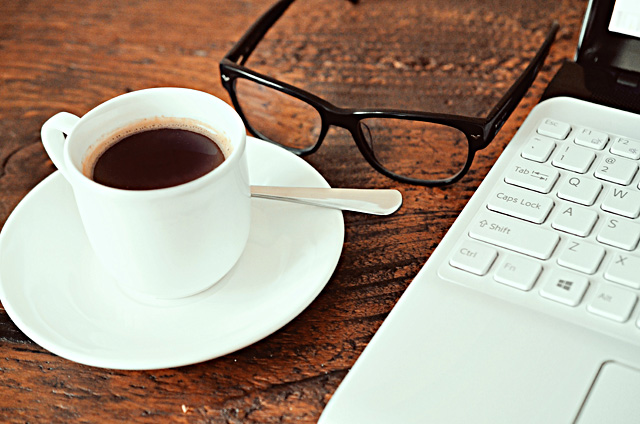 正版软件授权的手机短信轰在线轰炸免费